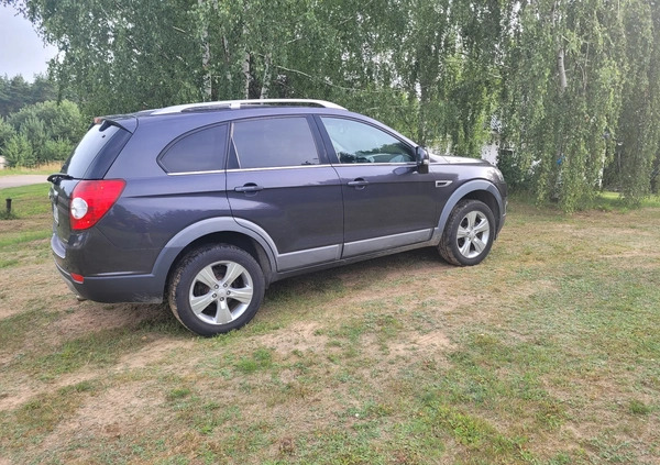 Chevrolet Captiva cena 36900 przebieg: 197642, rok produkcji 2012 z Człuchów małe 92